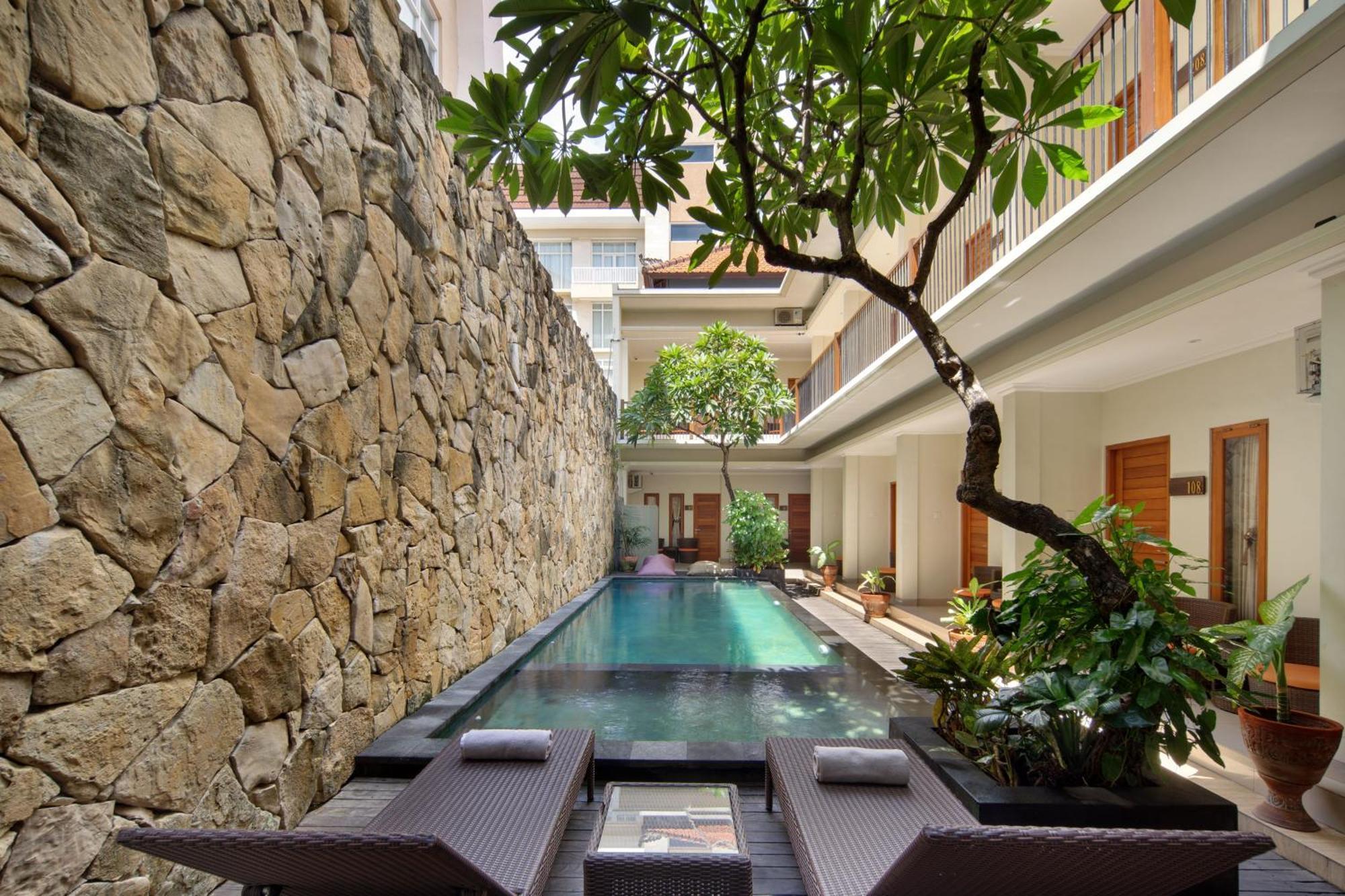 Hotel Angkul Angkul Segara Kuta By Kamara 3*